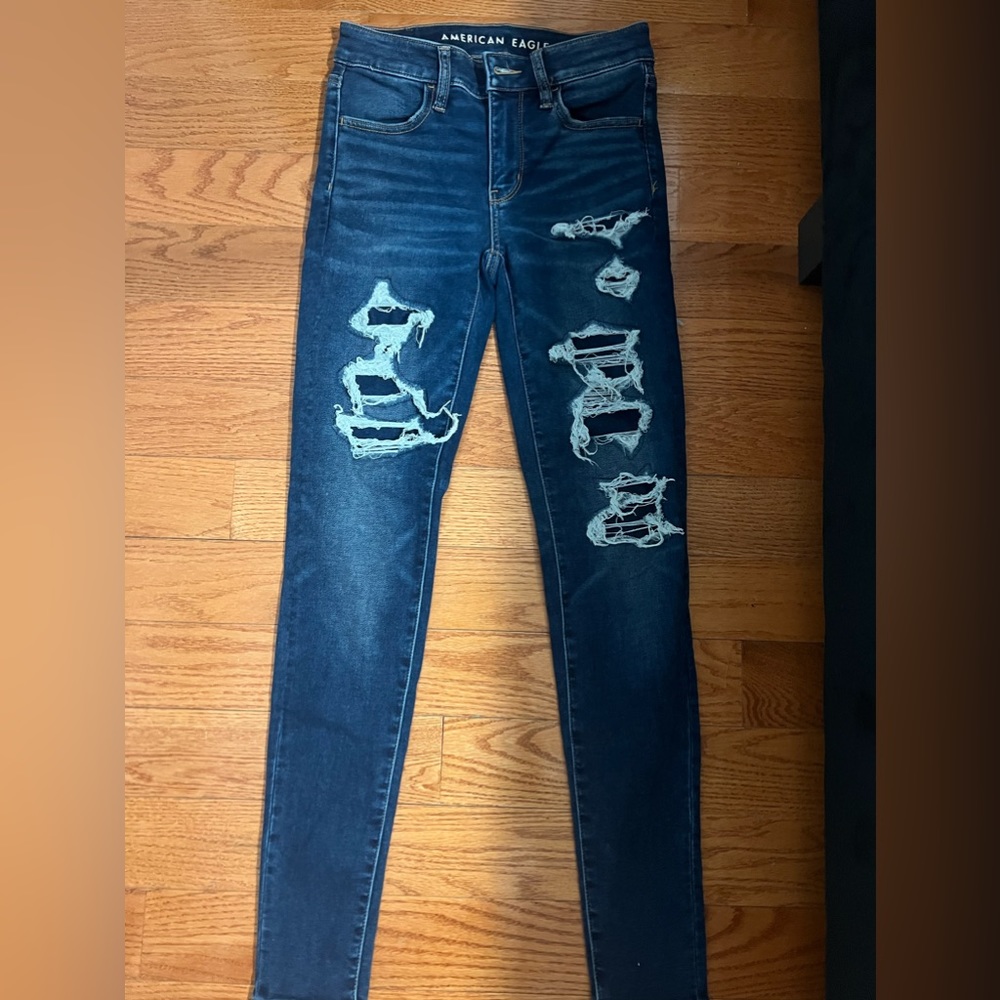 American eagle ripped jegging